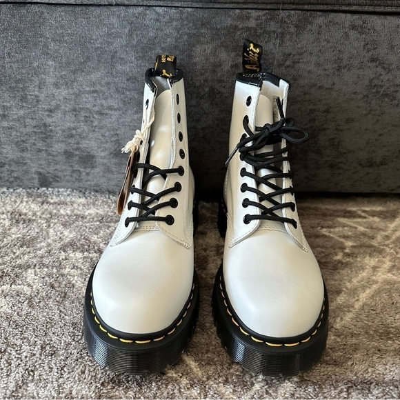 NWT Dr Martens 1460 Bex Smooth White Leather Boots - Picture 2 of 6